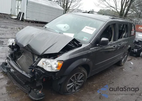 2017 Dodge Grand Caravan Sxt z USA, uszkodzony, nr VIN 2C4RDGCG0HR630874